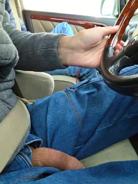 Alex80-201 Adult Chat November 18, 2025