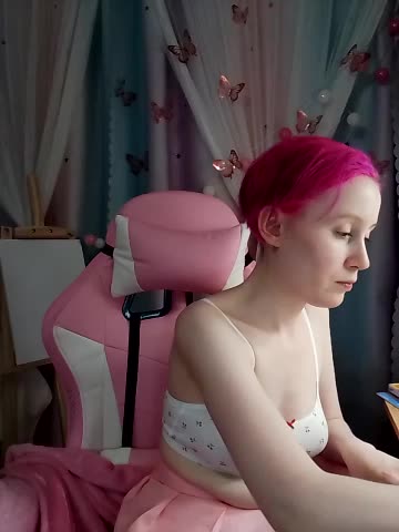 Fuzzy_Unicorn Adult Chat November 17, 2025