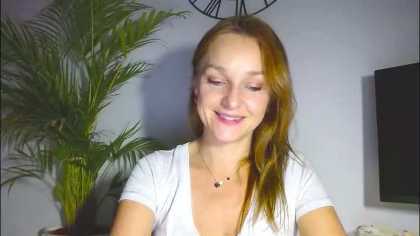 alicialux Adult Chat November 17, 2025