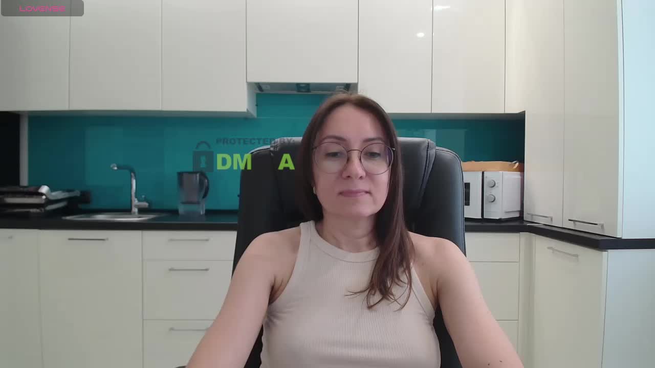 Valerianice Adult Chat November 18, 2025