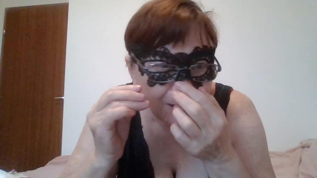 RomachkaT Adult Chat November 18, 2025