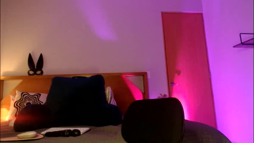 goonergirlnextdoor Adult Chat November 18, 2025