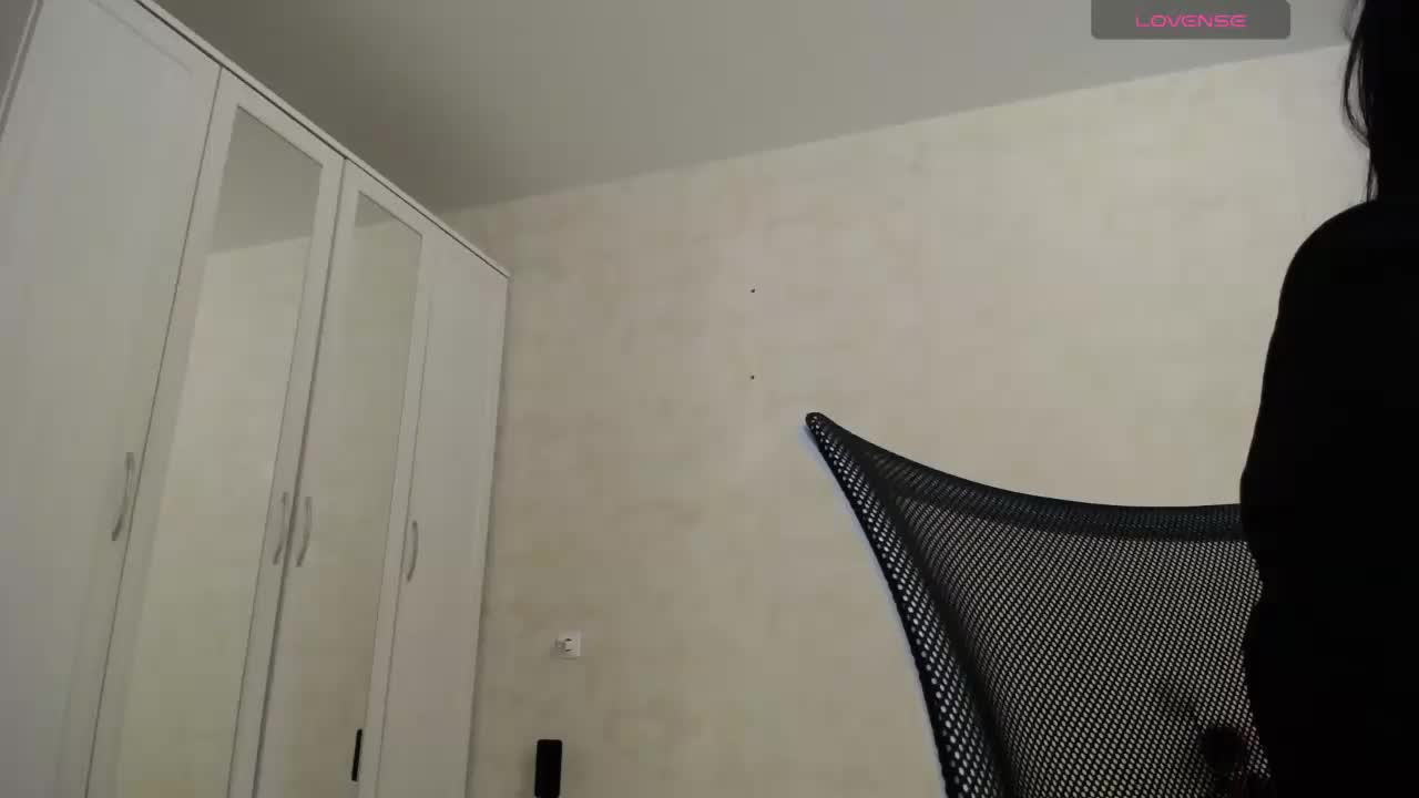 VENUS_G Adult Chat November 18, 2025