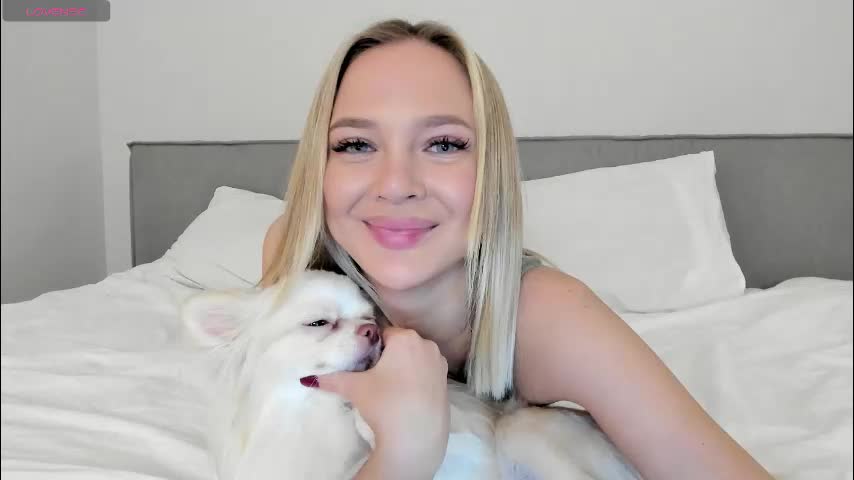 sarahphyllis Adult Chat November 18, 2025