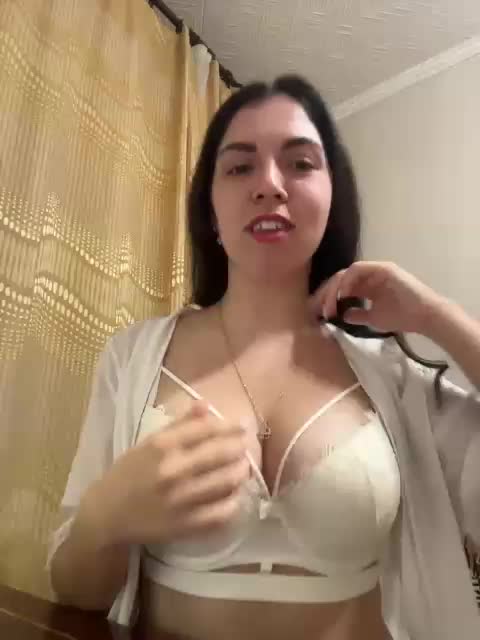 Vika19981 Adult Chat November 18, 2025