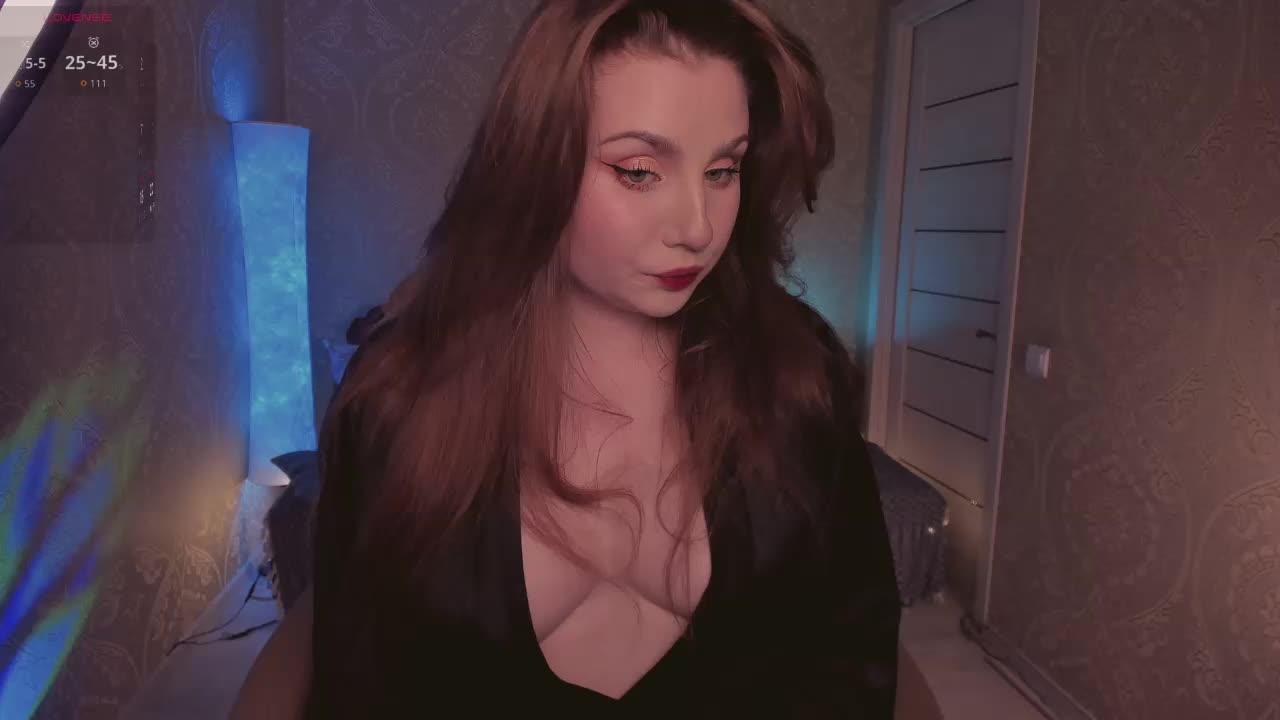 Esmeerrr Adult Chat November 18, 2025