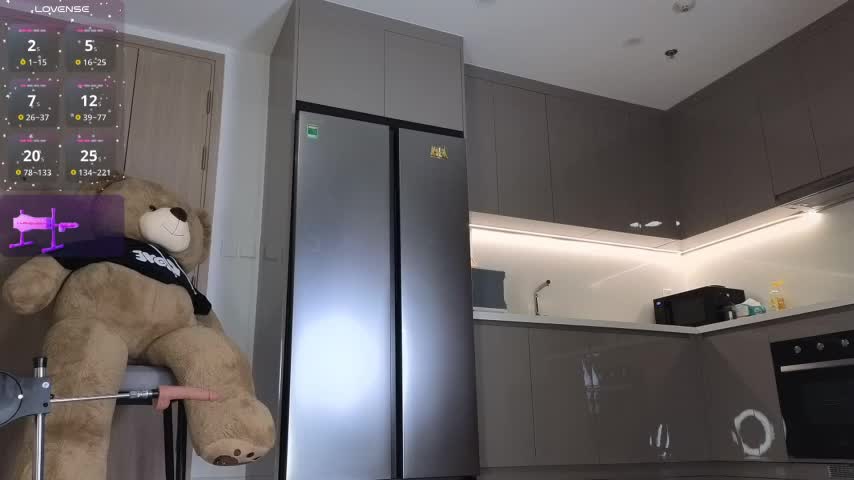 asianqueeny Adult Chat November 18, 2025