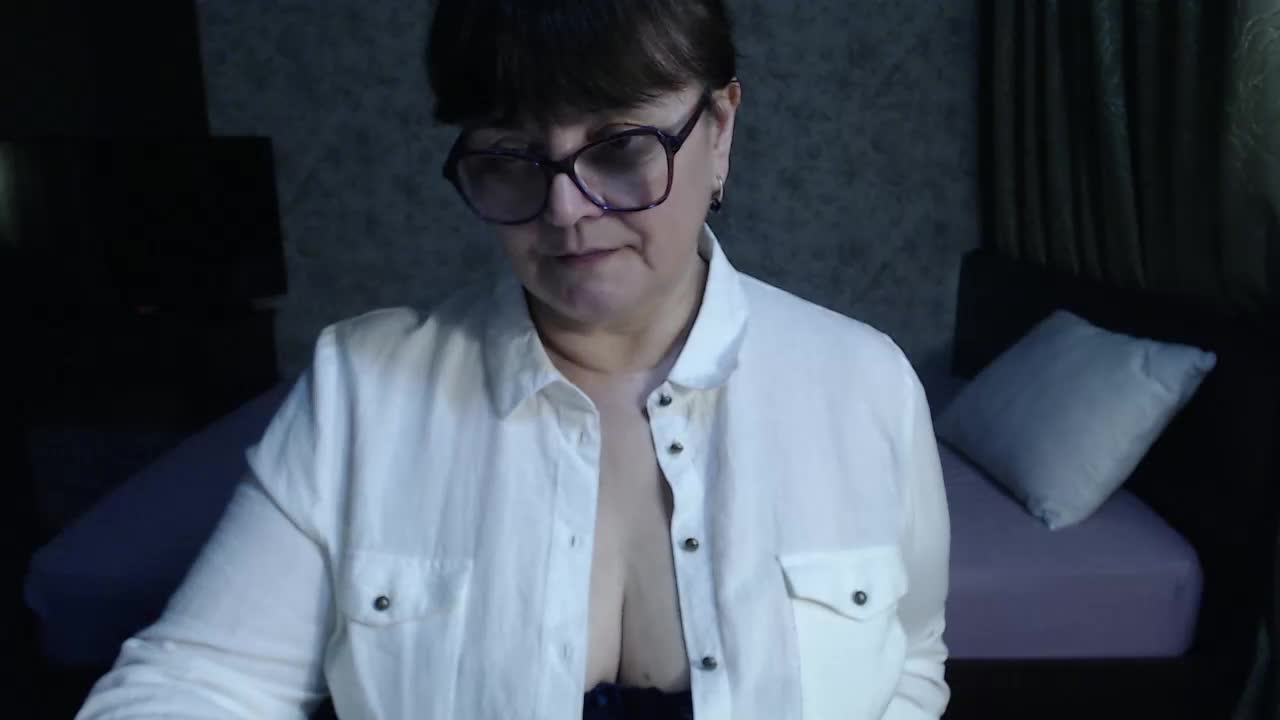 KamiHitoro Adult Chat November 18, 2025