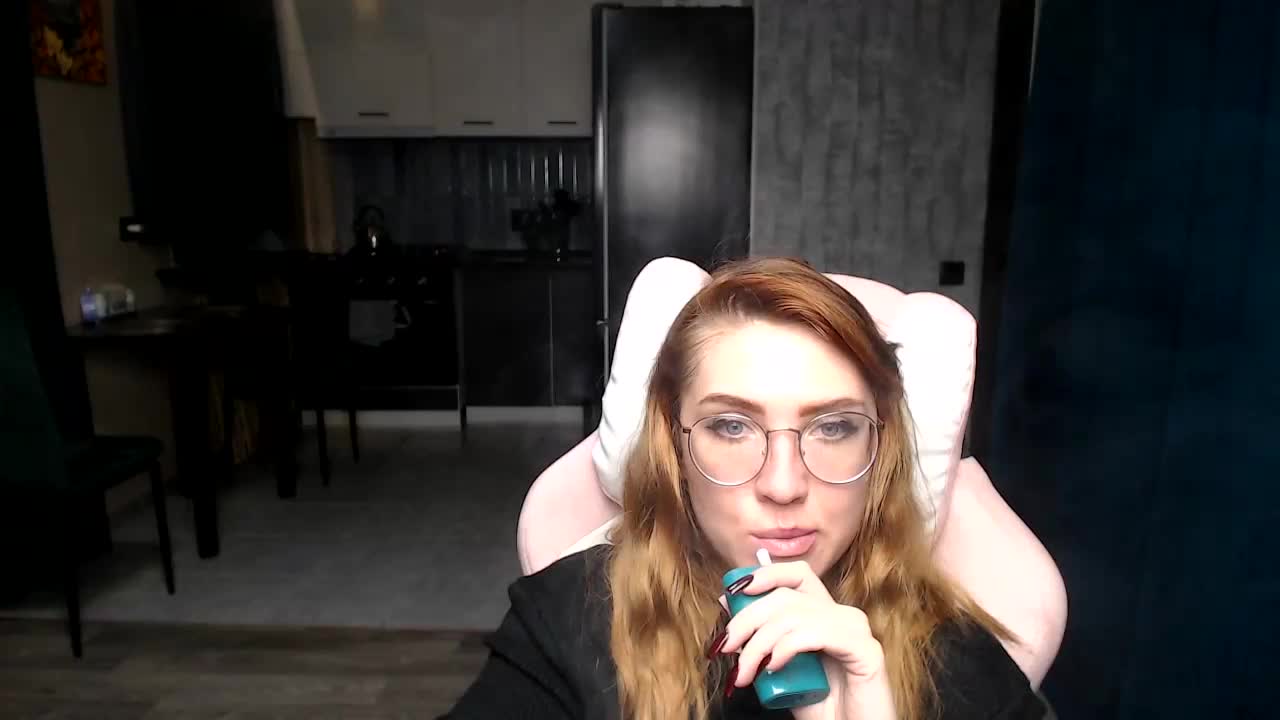 Regimasmile Adult Chat November 18, 2025