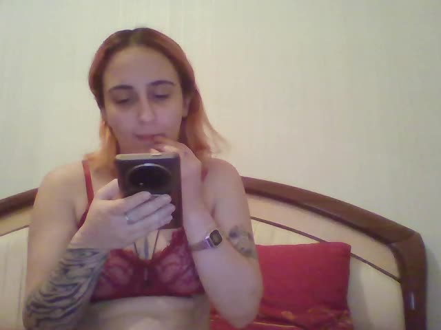 Hotredhead01 Adult Chat November 18, 2025