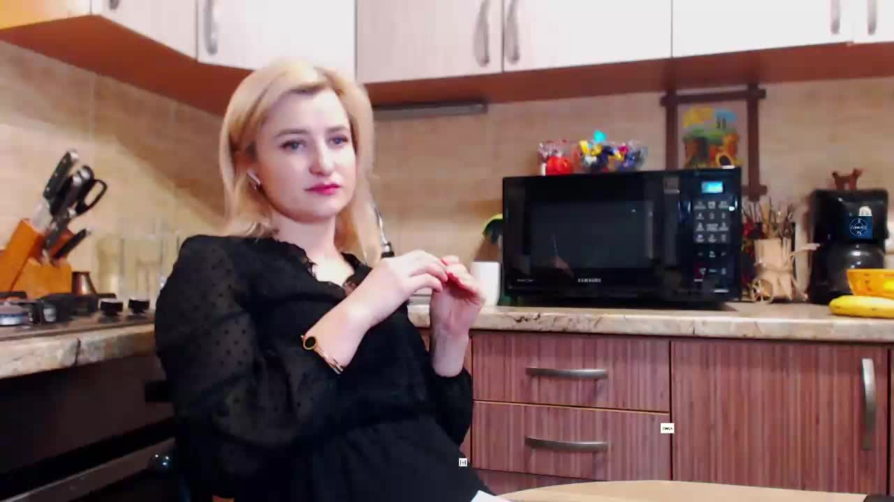 Ale4kaxx Adult Chat November 18, 2025