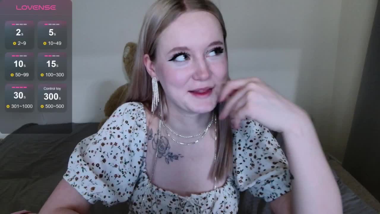 Mia_Wells Adult Chat November 18, 2025