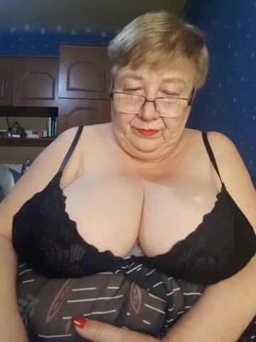 Lena_Gaby Adult Chat November 18, 2025