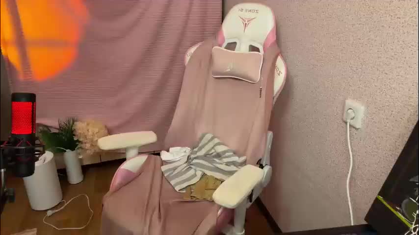 katrin_kristal Adult Chat November 18, 2025