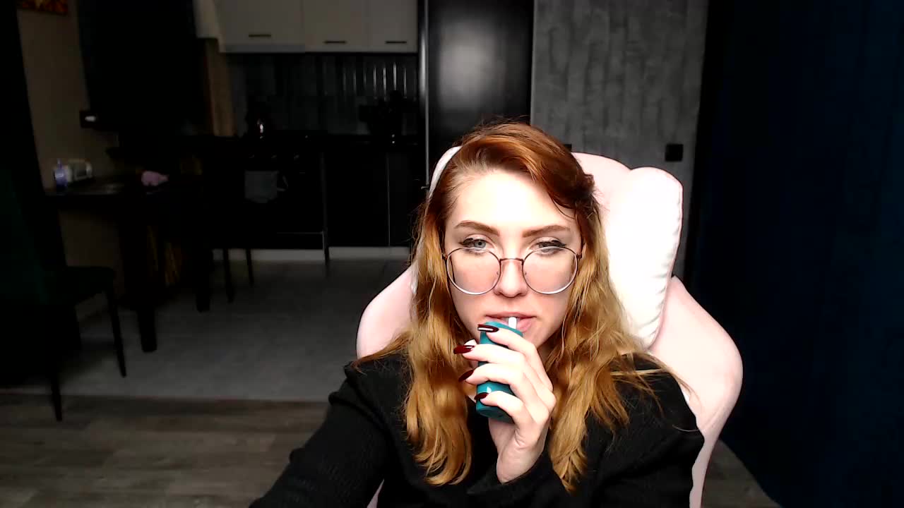 Regimasmile Adult Chat November 18, 2025