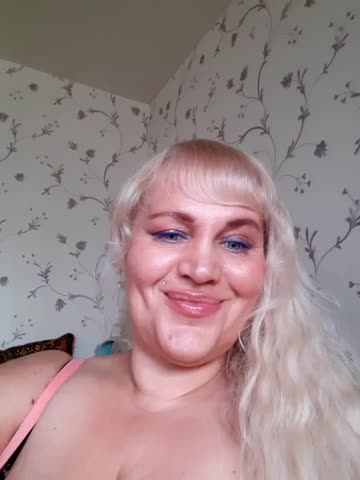 IsabellaBoni Adult Chat November 18, 2025