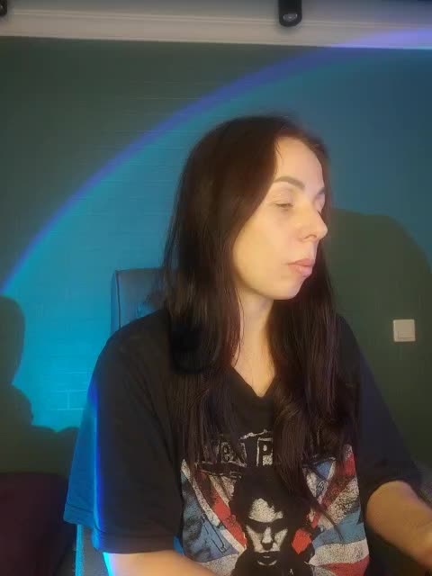 _SENORiTA_ Adult Chat November 18, 2025