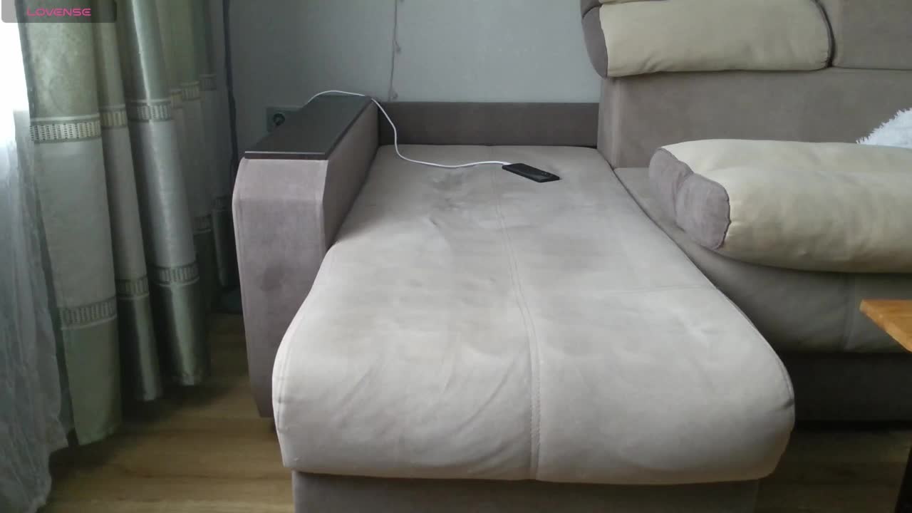 Milaa1998 Adult Chat November 18, 2025