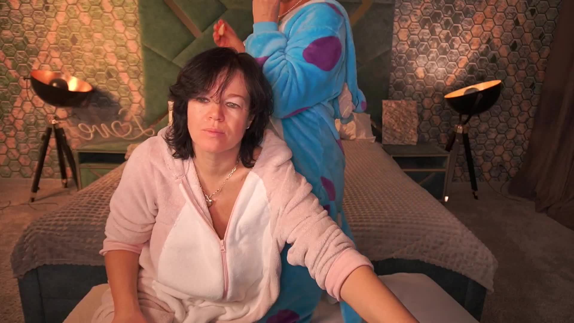 PleasureWeCouple Adult Chat November 18, 2025