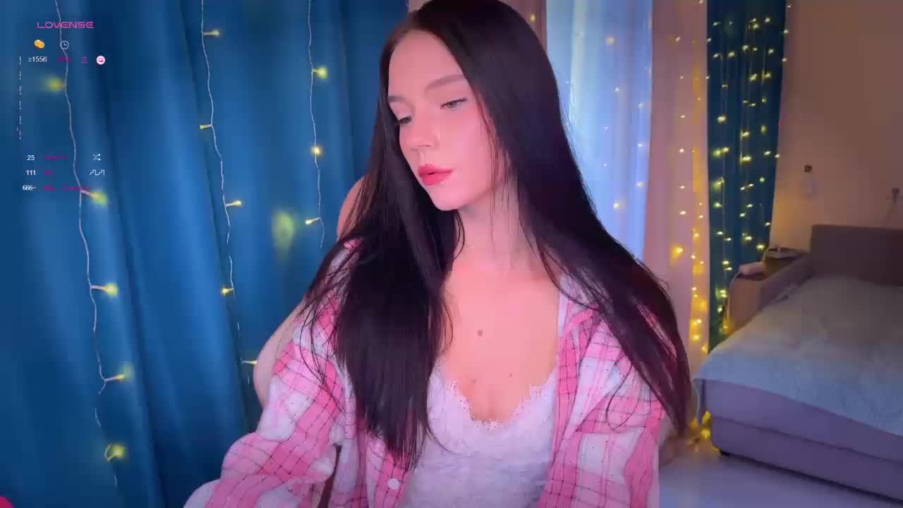 -Violetta- Adult Chat November 18, 2025