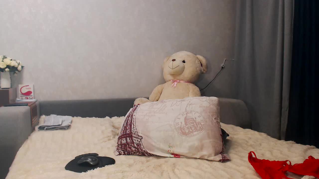 YourBarbiee Adult Chat November 18, 2025