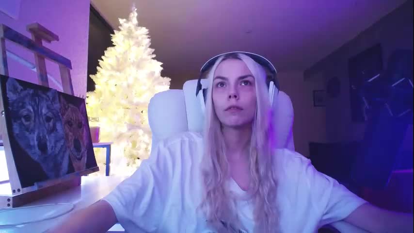 tinykylie Adult Chat November 18, 2025