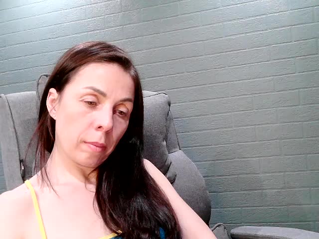 _SENORiTA_ Adult Chat November 18, 2025