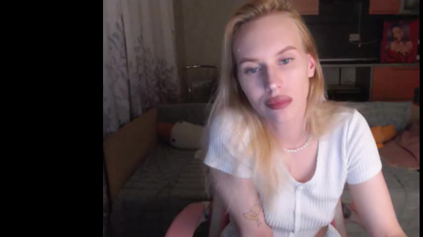 elsa_shine Adult Chat November 18, 2025