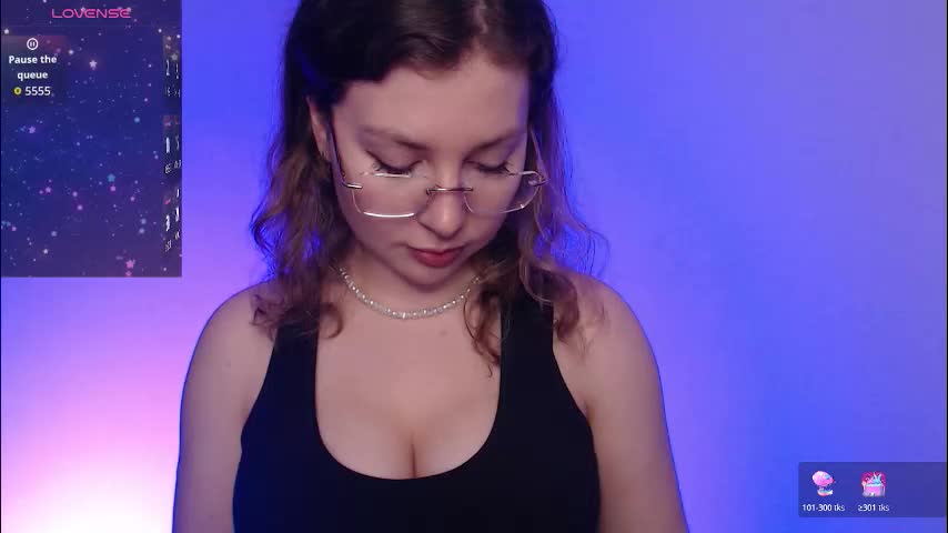 leahbarton Adult Chat November 18, 2025