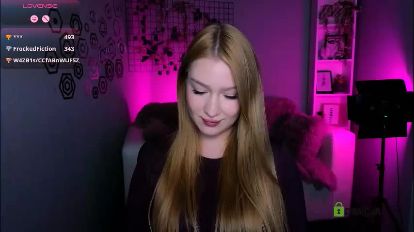 playful_sophie Adult Chat November 18, 2025