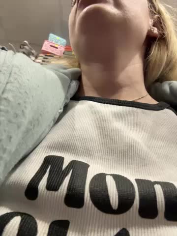 HarrietDart Adult Chat November 18, 2025