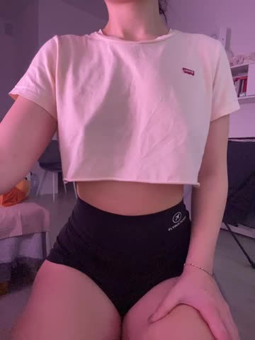 girlsz_ Adult Chat November 18, 2025