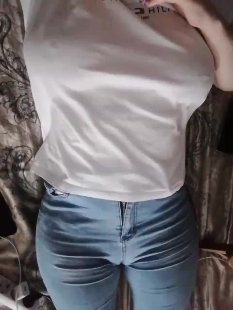 -Tiffany- Adult Chat November 18, 2025