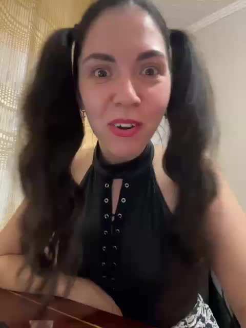 Vika19981 Adult Chat November 18, 2025