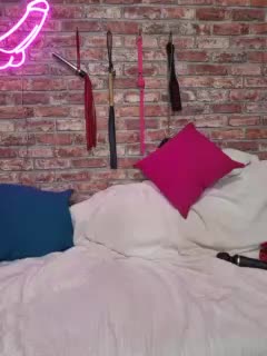 _-Bulochka-_ Adult Chat November 18, 2025