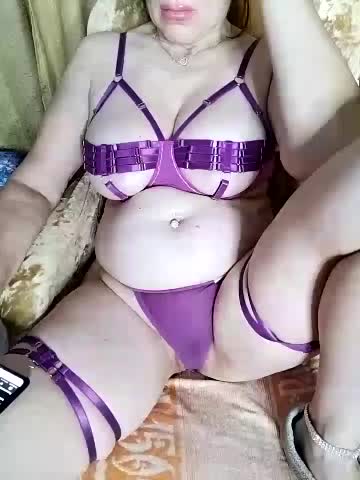 lindaledi2 Adult Chat November 18, 2025