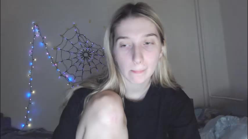 honeyveil Adult Chat November 18, 2025