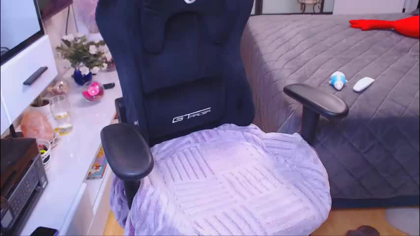 hairypussygranny Adult Chat November 18, 2025