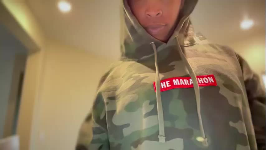 cum2charmxx Adult Chat November 18, 2025