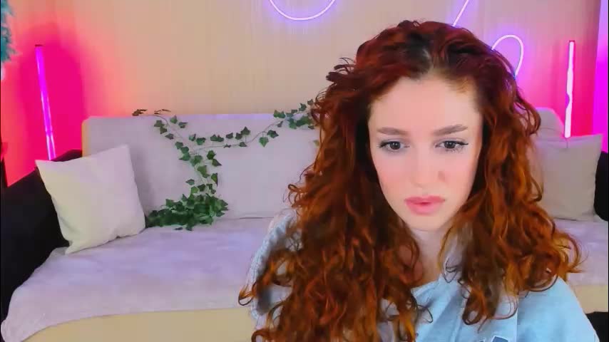 christinaconteeree Adult Chat November 19, 2025