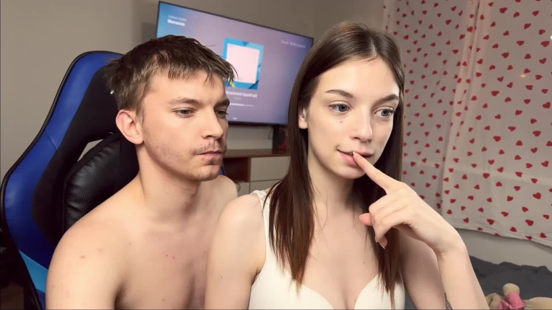 AsyaSky Adult Chat November 19, 2025