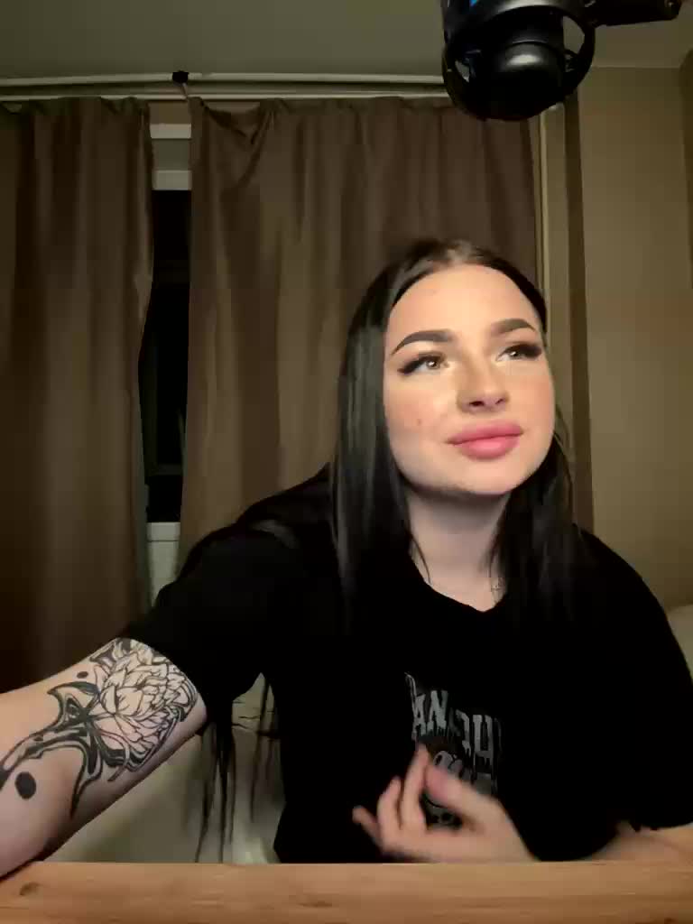 LisaAndDenis Adult Chat November 19, 2025