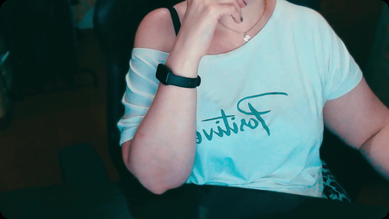 Alisa1917 Adult Chat November 19, 2025