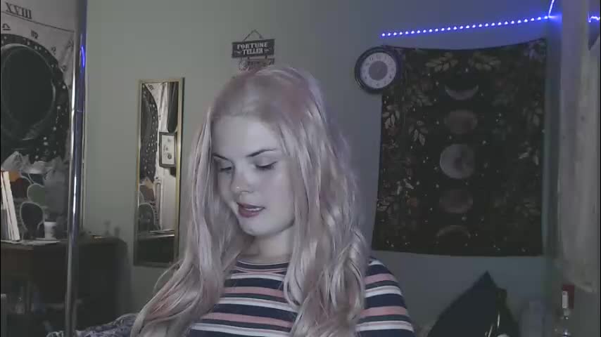 venusastar Adult Chat November 19, 2025