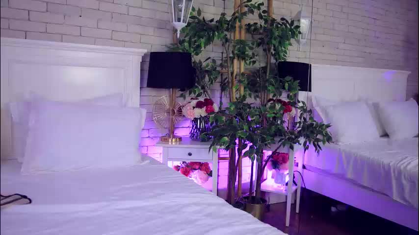 _carlawhite_ Adult Chat November 19, 2025