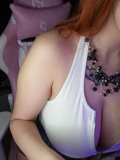 ariel_borsch Adult Chat November 19, 2025