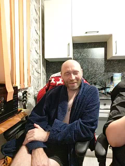 Innokentiy449 Adult Chat November 19, 2025