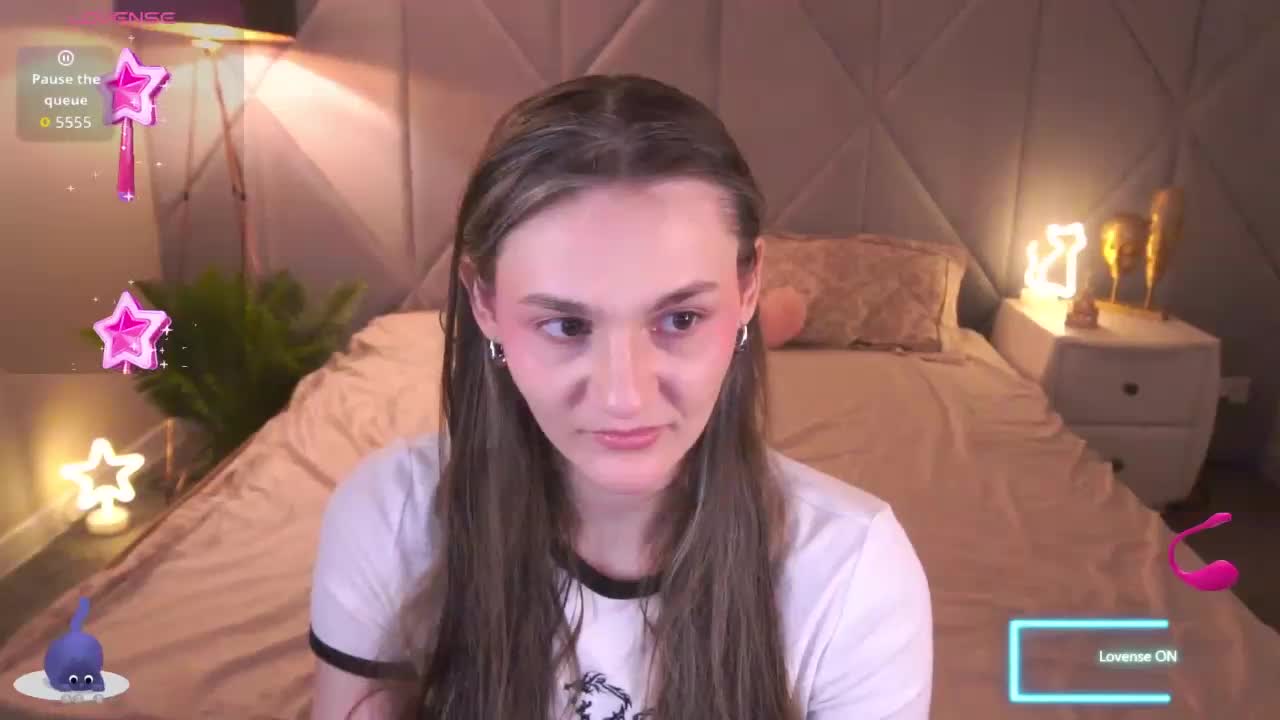 DiamondGoldie Adult Chat November 19, 2025