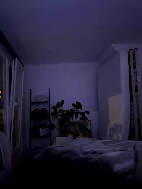 Flora8845 Adult Chat November 19, 2025