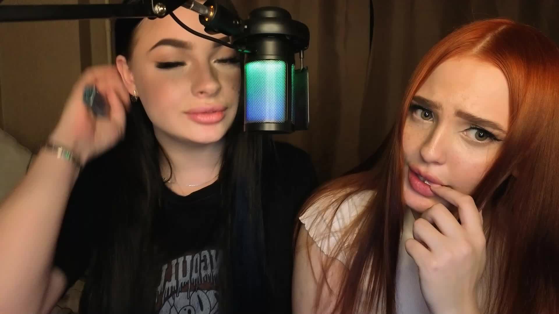 LisaAndDenis Adult Chat November 19, 2025